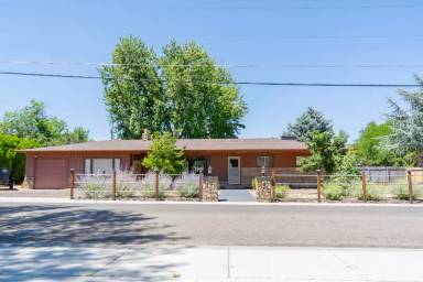 Main picture of 1107 S Cameron St