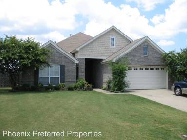 Main picture of 9212 Harrington Cir