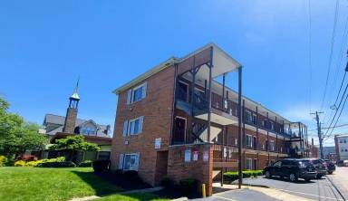 Main picture of 33 E 13th Ave