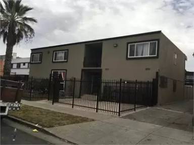 Main picture of 1326 S Gramercy Pl - 03