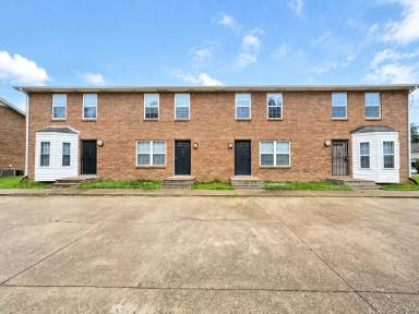 Main picture of Tynewood Townhomes Clarksville, TN 37042