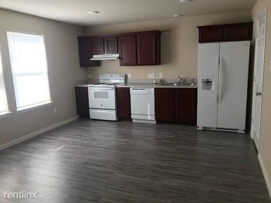 Main picture of 16674 E Hammon