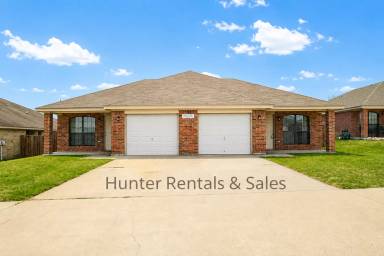Main picture of 3502 Dustin Ct