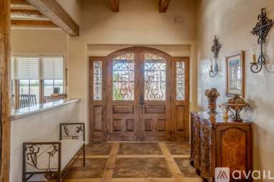 Main picture of 99 Paseo Aragon