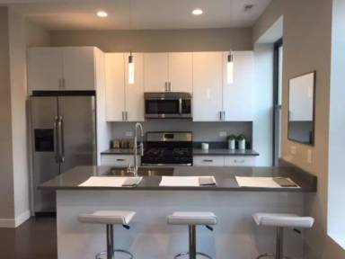 Main picture of 2151 W Division St