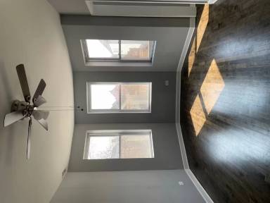 Main picture of 4920 W 30th St
