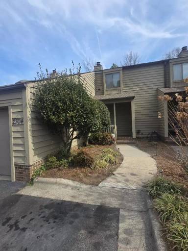 Main picture of 2304 Cypress Ct