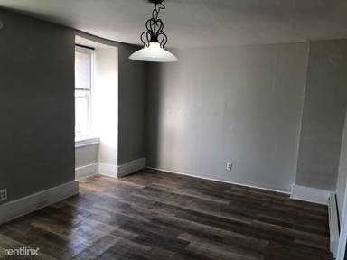 Main picture of 723 W Gordon St