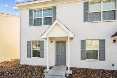 Main picture of 2916 Prairie Flower Cir