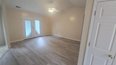 Main picture of 514 Heron Dr