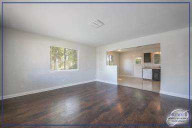 Main picture of 2455 Thomasson Dr