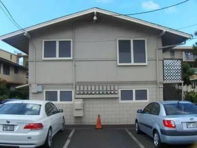 Main picture of 15 Iliahi St
