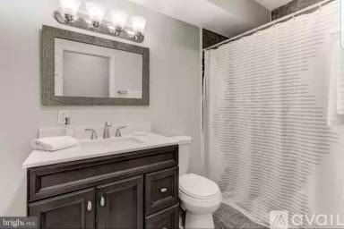 Main picture of 1408 1/2 Madison Ave