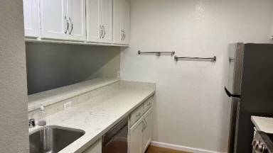 Main picture of 1269 Poplar Ave