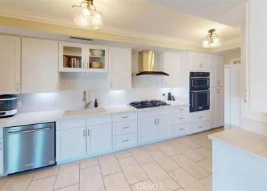 Main picture of 3208 W Ravenswood Dr