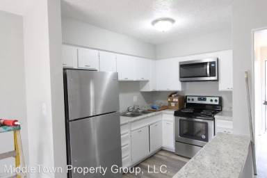 Main picture of 1410 W Bowman St