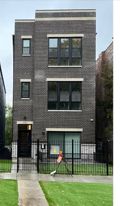 Main picture of 6526 S Maryland Ave