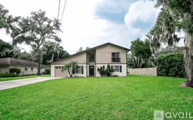 Main picture of 808 Arietta Dr