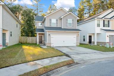 Main picture of 158 Hamlet Ct