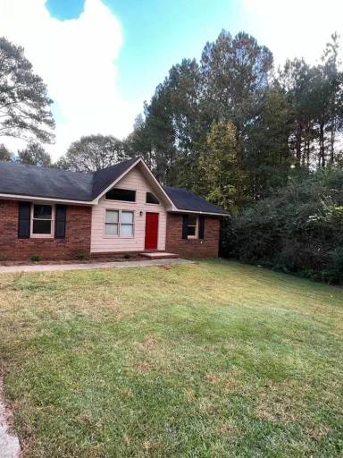 Main picture of 10815 Flat Shoals Rd