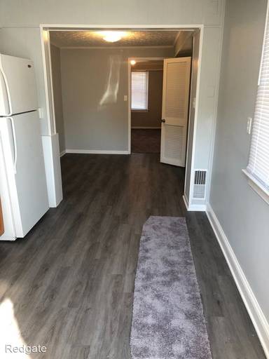 Main picture of 22060 Point Lookout Rd