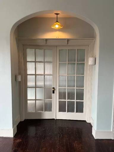 Main picture of 740 Cumberland St