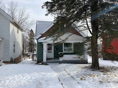 Main picture of 1118 E 10th St