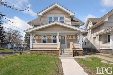 Main picture of 630 Colima Dr