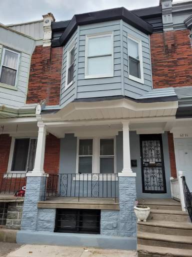 Main picture of 6014 Spring St
