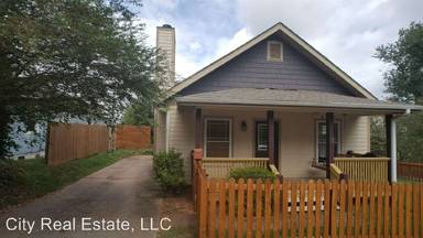 Main picture of 18 East Ln