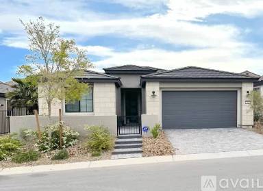 Main picture of 64 Lake Oasis St