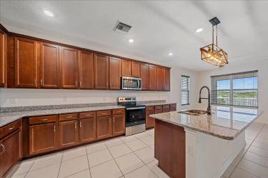 Main picture of 4807 Windy Hammock Way