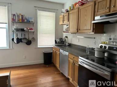 Main picture of 80 Chestnut St
