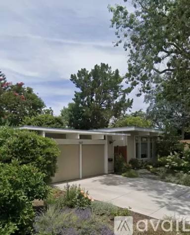 Main picture of 869 Richardson Ct