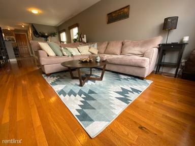 Main picture of 2115 W Huron St