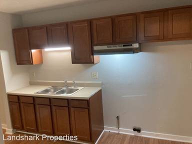 Main picture of 2771 S Surrey Dr