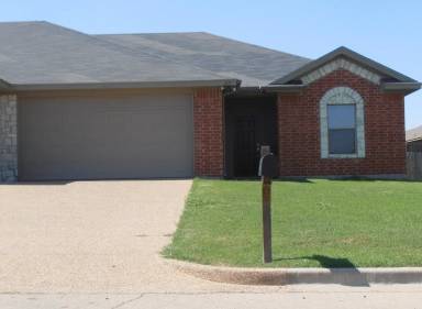 Main picture of 3125 Breton St