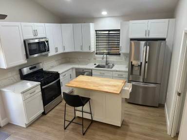 Main picture of 745 Torrey Pines Pl