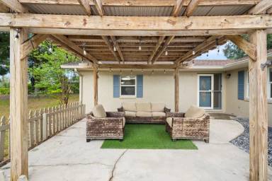 Main picture of 17951 Dangler Rd
