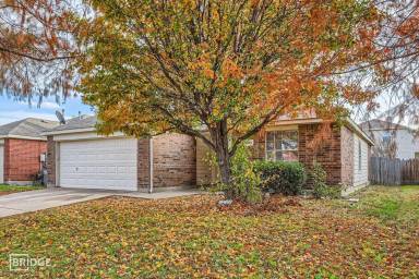 Main picture of 2210 Sumac Dr
