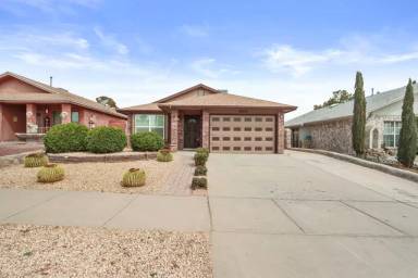 Main picture of 12555 Flora Alba Dr