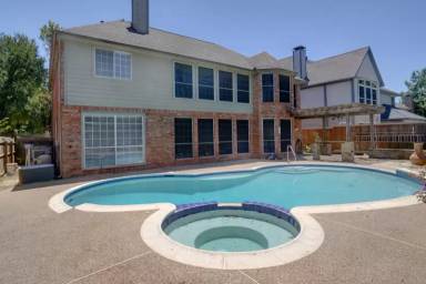 Main picture of 2709 Indian Oak Dr