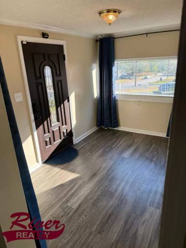 Main picture of 2114 Telfair St