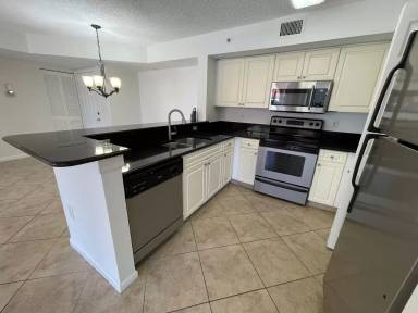 Main picture of 1270 Wildwood Lakes Blvd - 203
