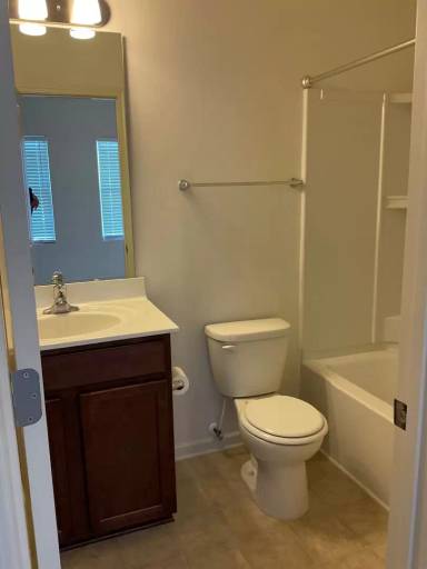 Main picture of 112 Village Pl