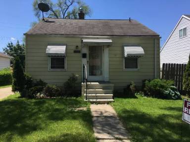 Main picture of 19120 Kenosha St