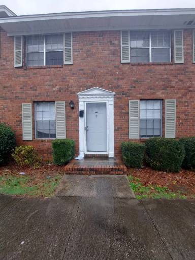 Main picture of 1909 Ashford Ln