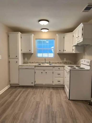 Main picture of 418 Jeanette St
