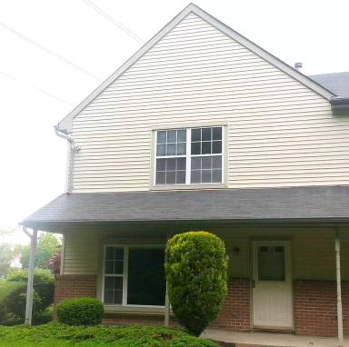 Main picture of 914 Thomas Ave