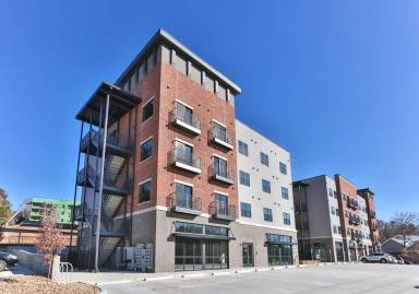 Main picture of 3938 S Lone Pine Ave